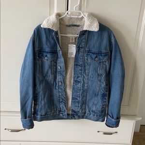 BRAND NEW Sherpa lined denim jacket